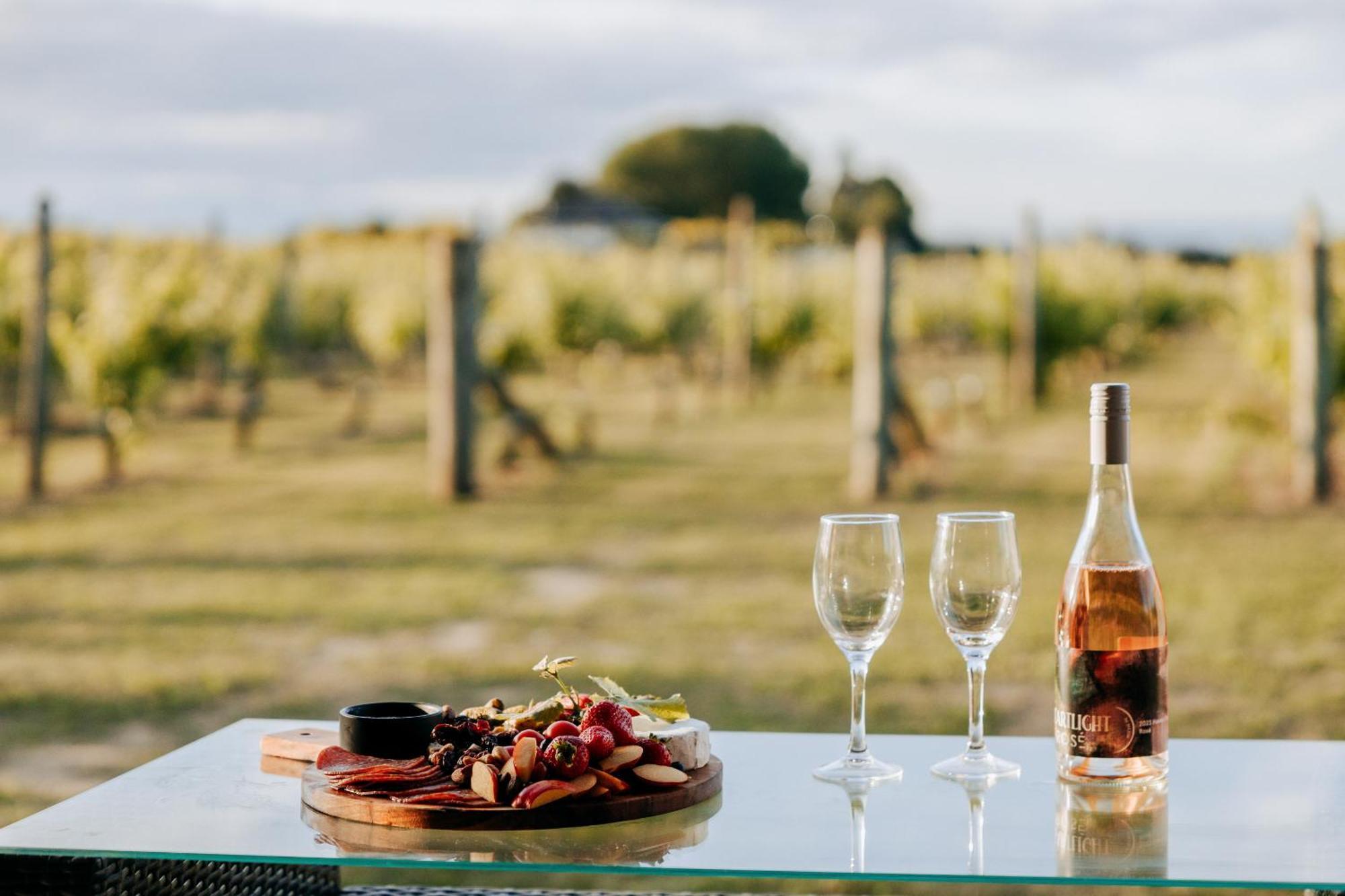 Villas & Vines Glamping Hastings Exterior foto